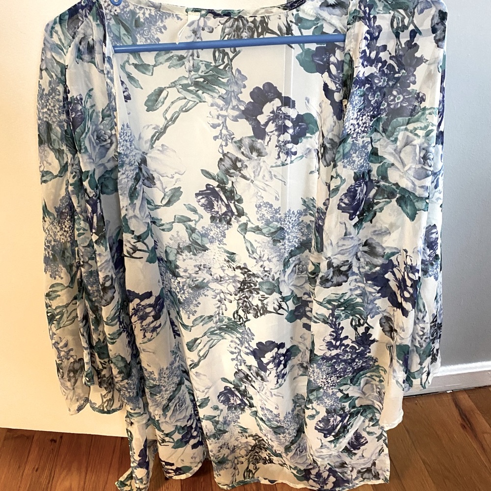 Maternity cardigan